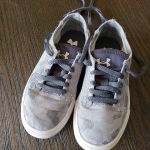 Under Armour Boys Shoes